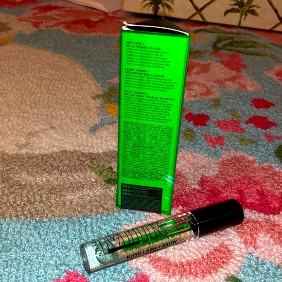 MILK Makeup KUSH GrowHouse LASH+BROW Serum - Picture 4 of 9